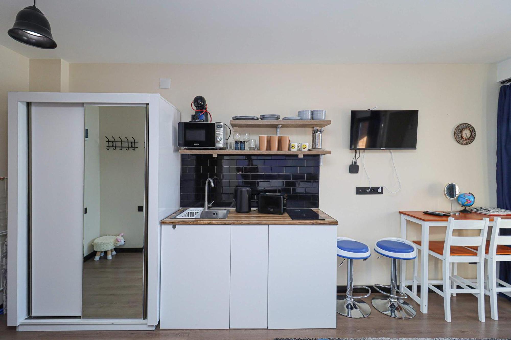 Stylish Studio Apartment With Balcony Гудаури Экстерьер фото
